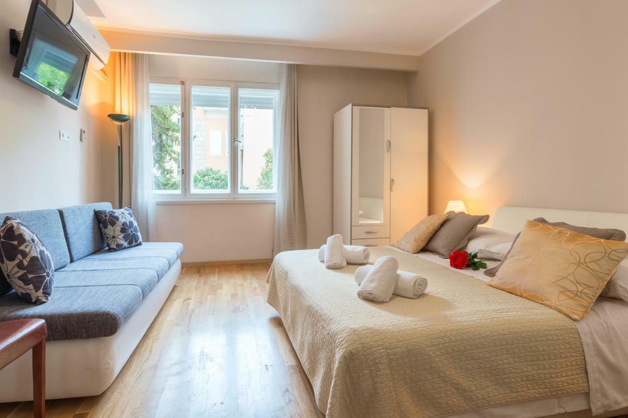 Golden Split Rooms Eksteriør billede